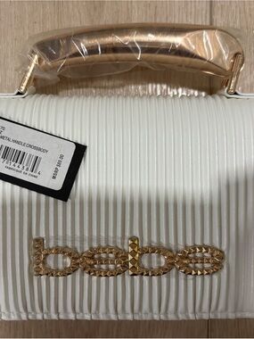 bebe White Pleated Crossbody with Gold Metal Handle and Logo